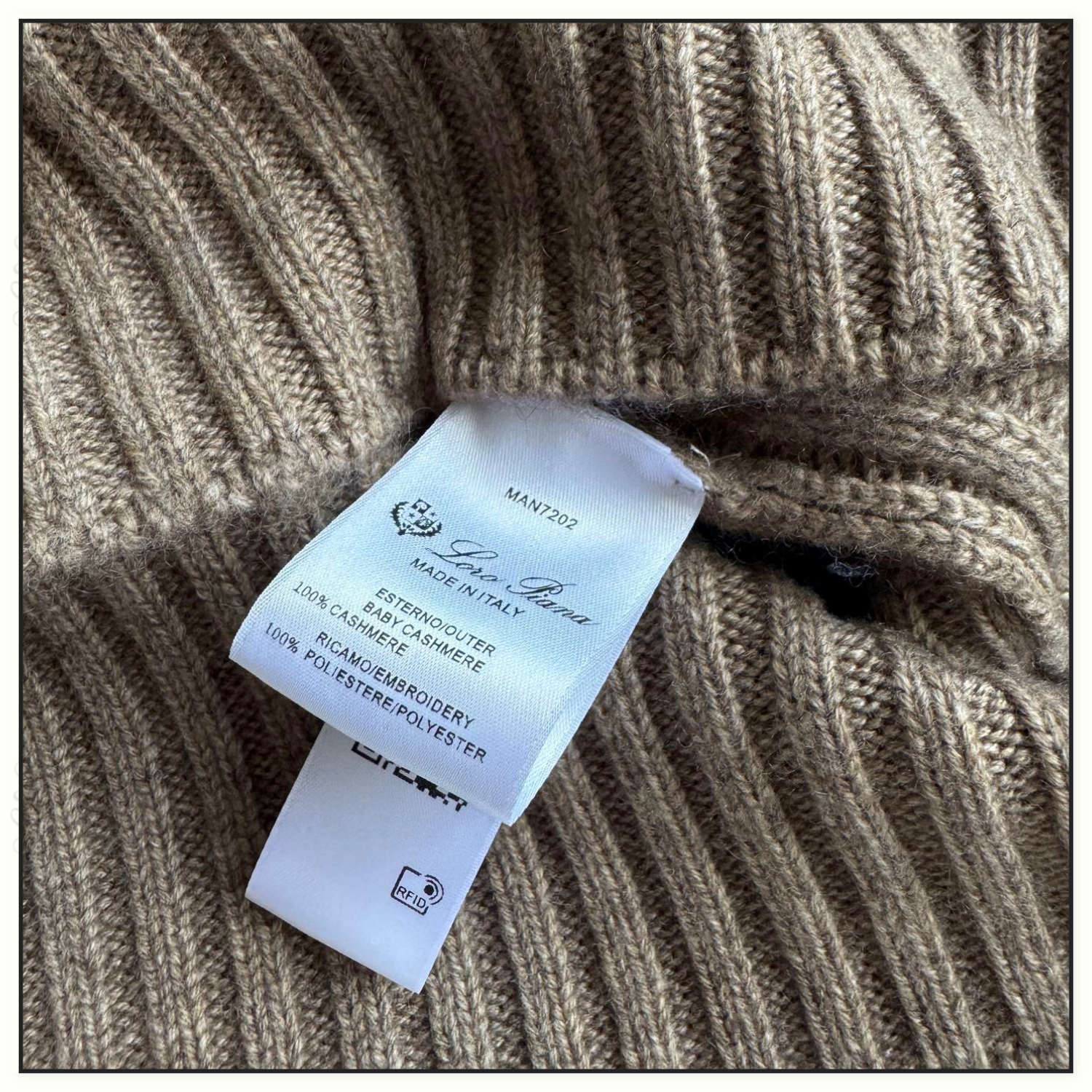 CASHMERE CABLE KNIT SWEATER