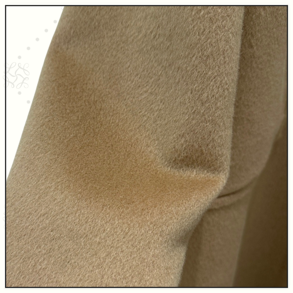 WOOL COAT WITH REMOVABLE SCARF