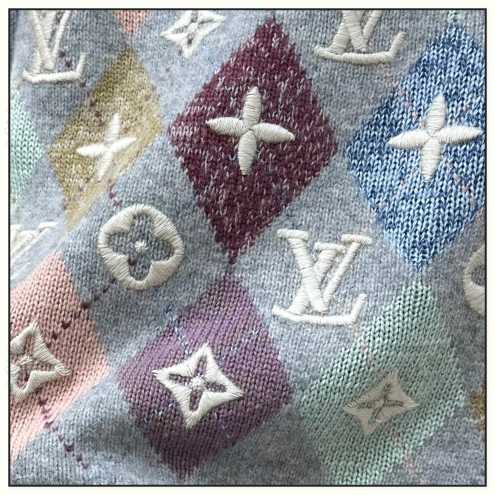 CASHMERE 3D ARGYLE PULLOVER