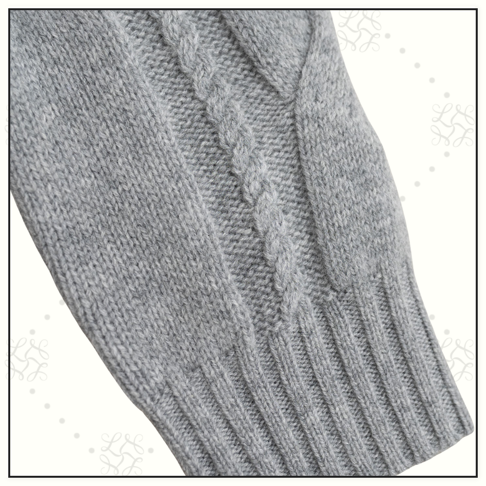 WOOL CASHMERE CABLE KNIT SWEATER