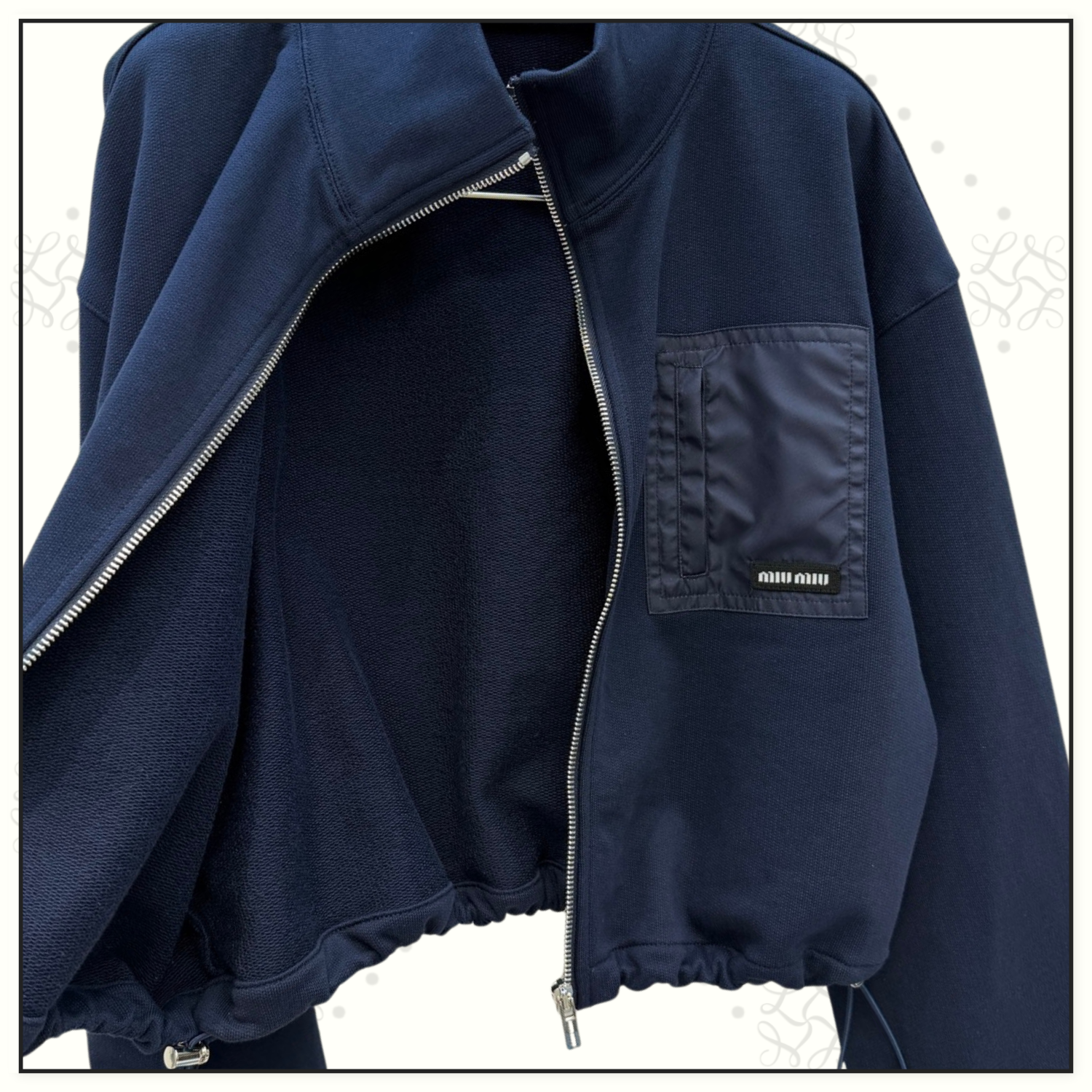 FLEECE JACKET & SHORTS