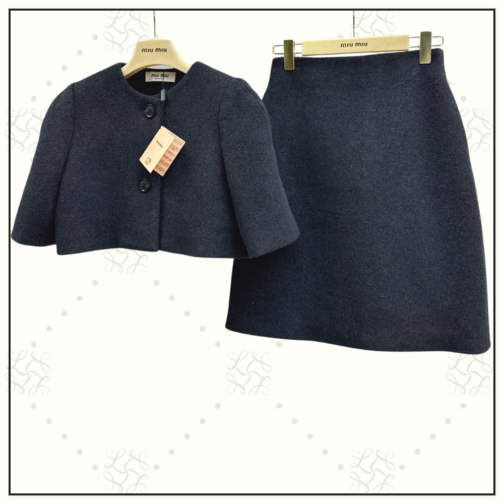 SHORT JACKET & SKIRT