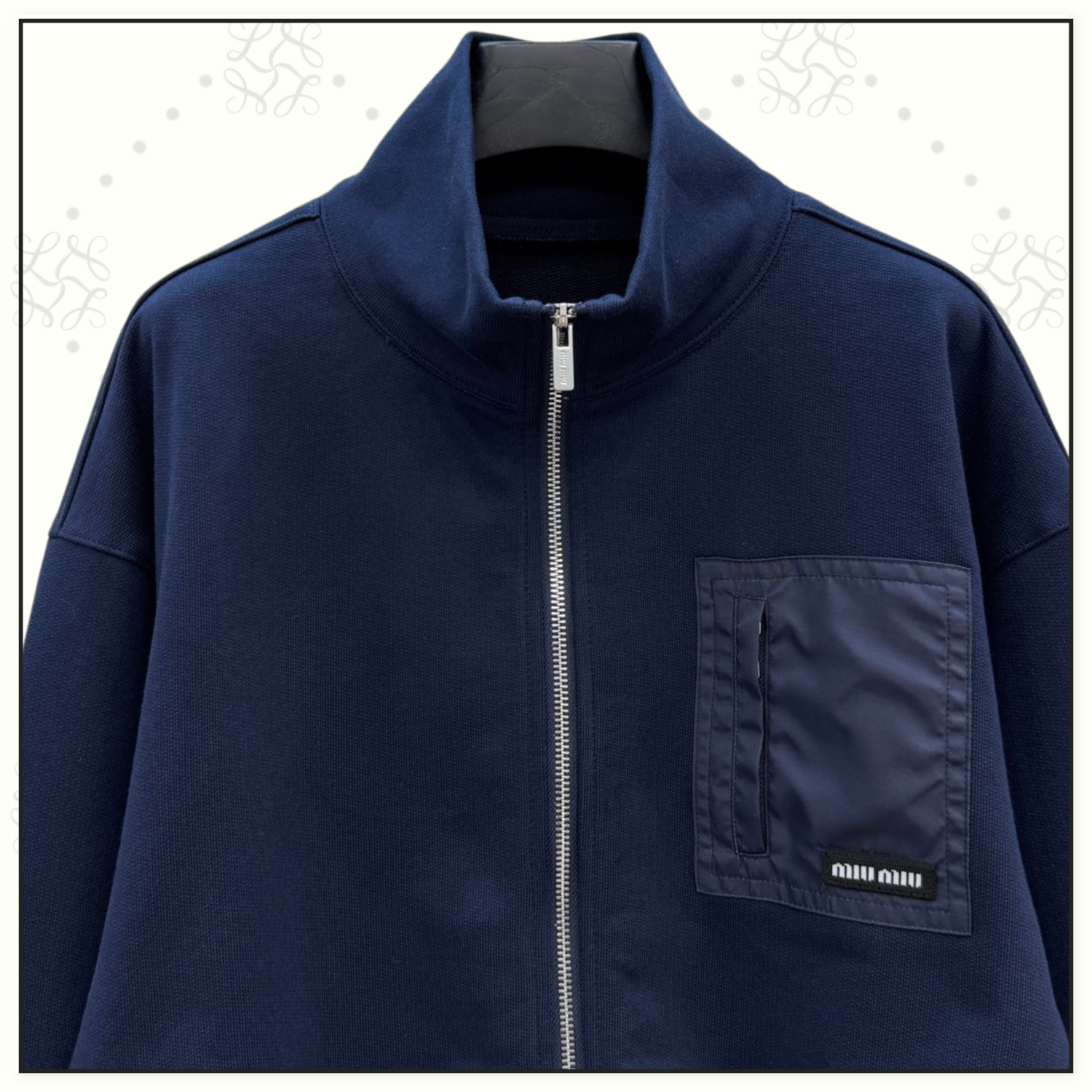 FLEECE JACKET & SHORTS