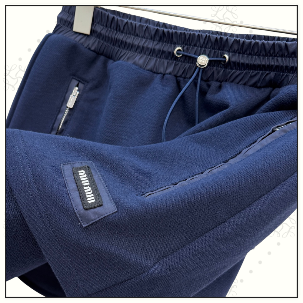 FLEECE JACKET & SHORTS