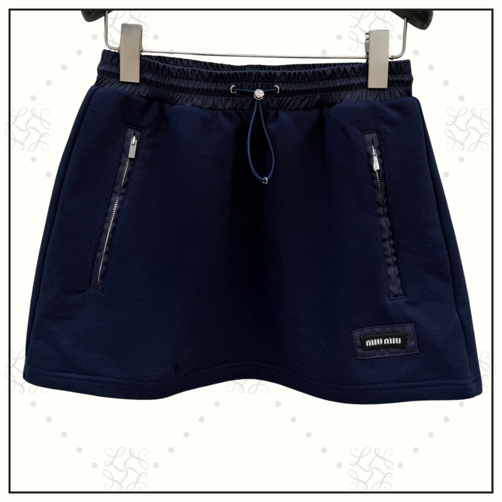 FLEECE JACKET & SHORTS