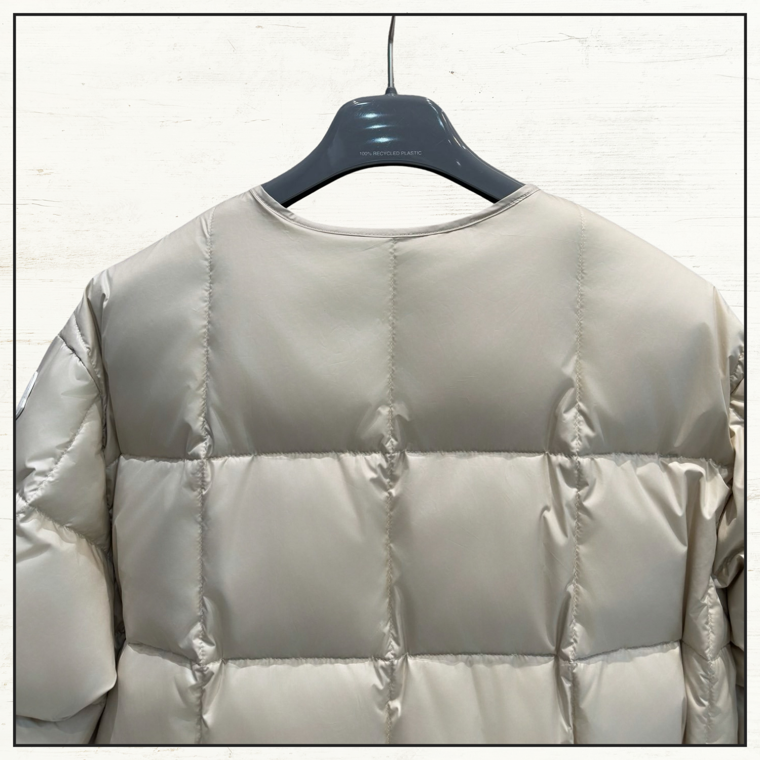 CARAMAGNE BELTED SHORT DOWN JACKET