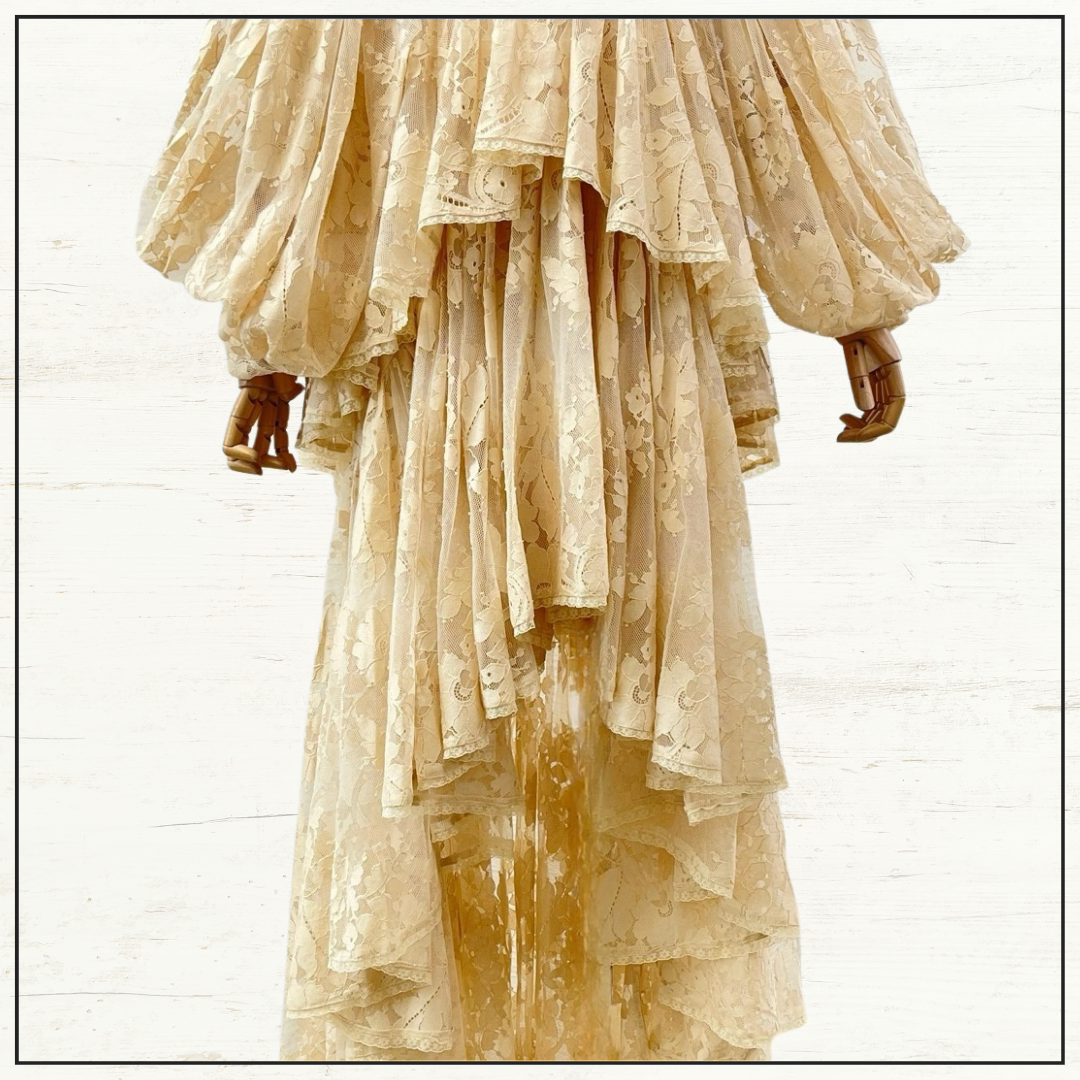 ILLUSTRATION LACE RUFFLE HALTER DRESS