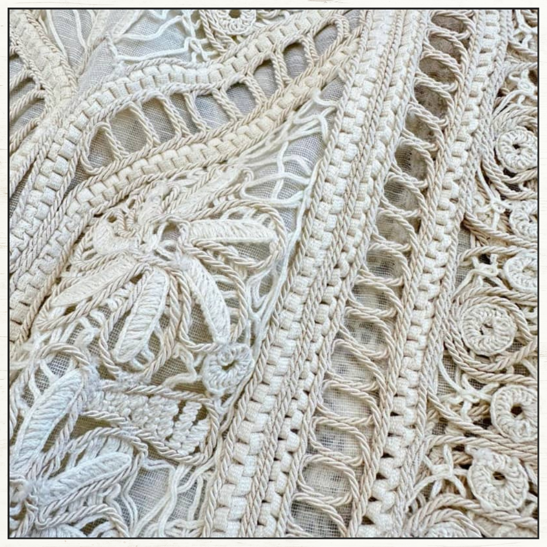 ILLUMINATE CORNELLI CROCHET MINI DRESS