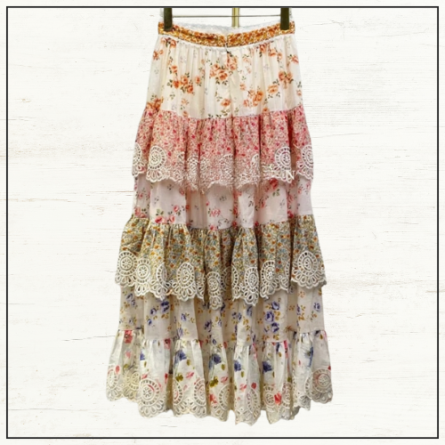 LUCKY EMBROIDERED MIDI SKIRT