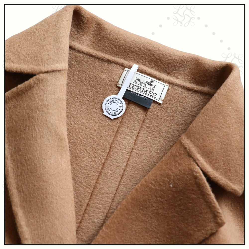 CASHMERE CAPE TROMPE L’OEIL STOLE