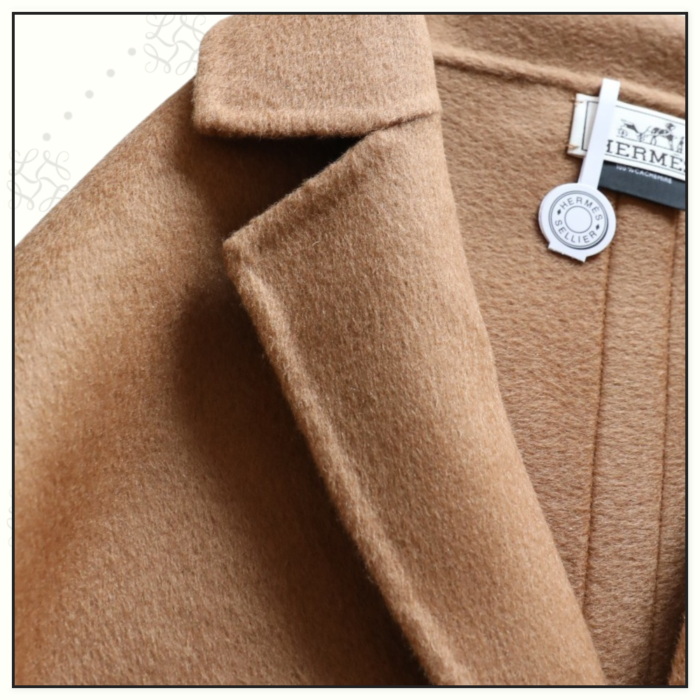 CASHMERE CAPE TROMPE L’OEIL STOLE