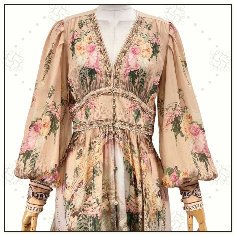 SHAPED WAISTBAND DRESS WITH GATHERED SLEEVE