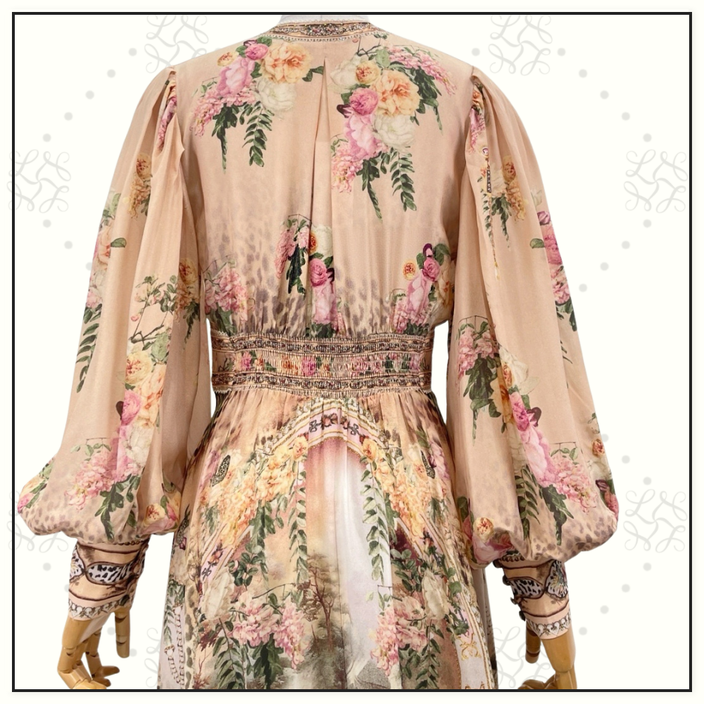 SHAPED WAISTBAND DRESS WITH GATHERED SLEEVE