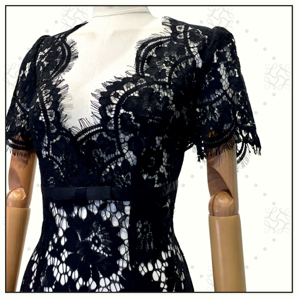 FLORAL LACE MIDI DRESS