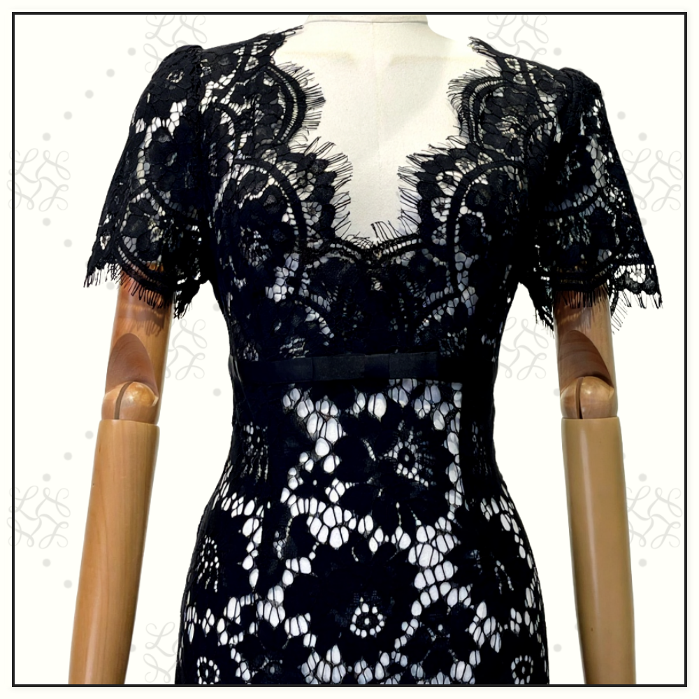 FLORAL LACE MIDI DRESS