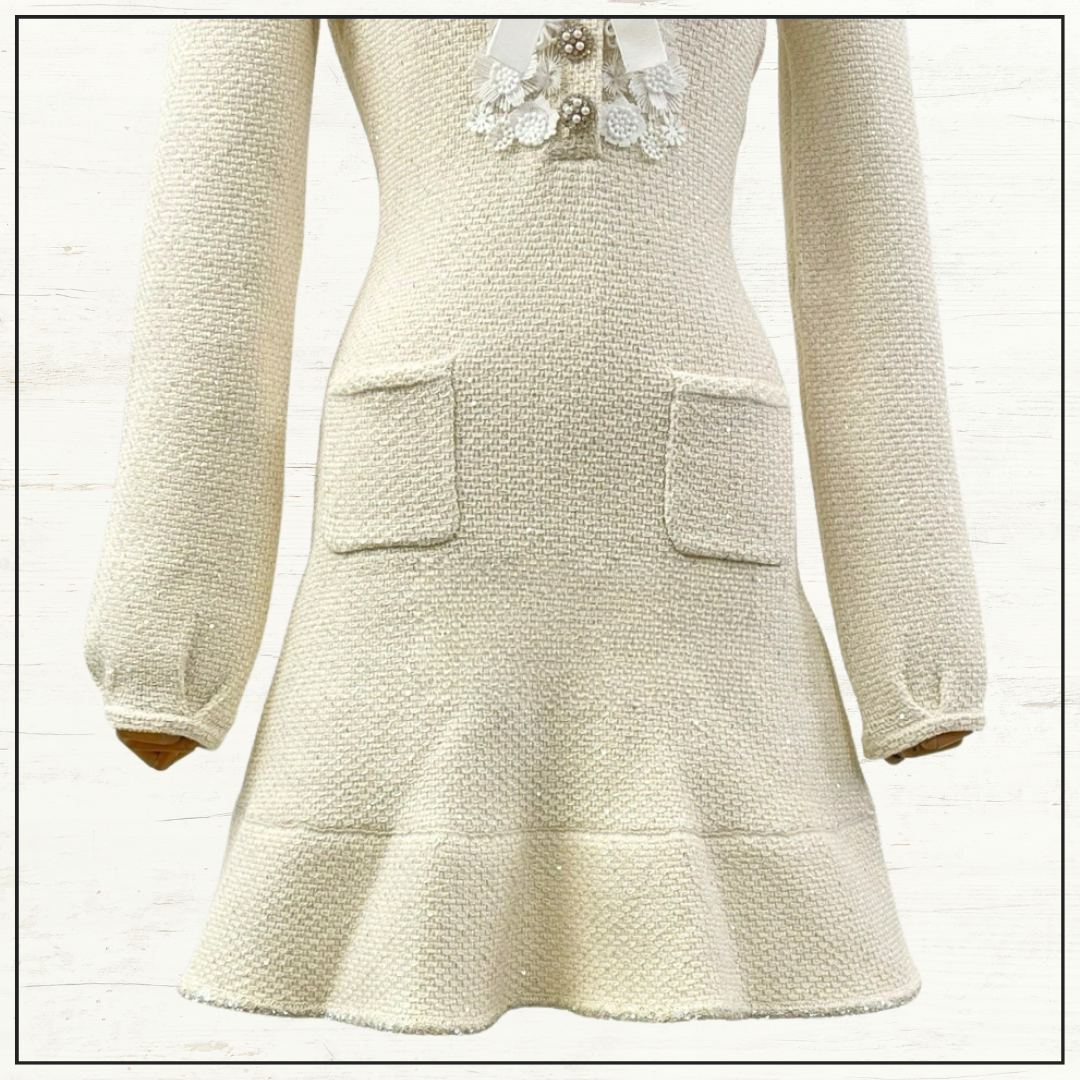 FLORAL APPLIQUÉD MINI DRESS