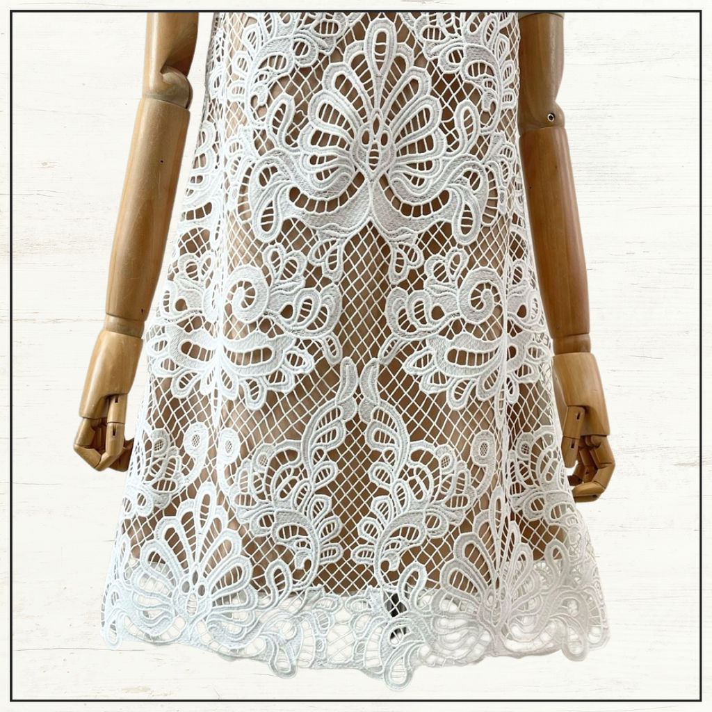 LACE MINI DRESS