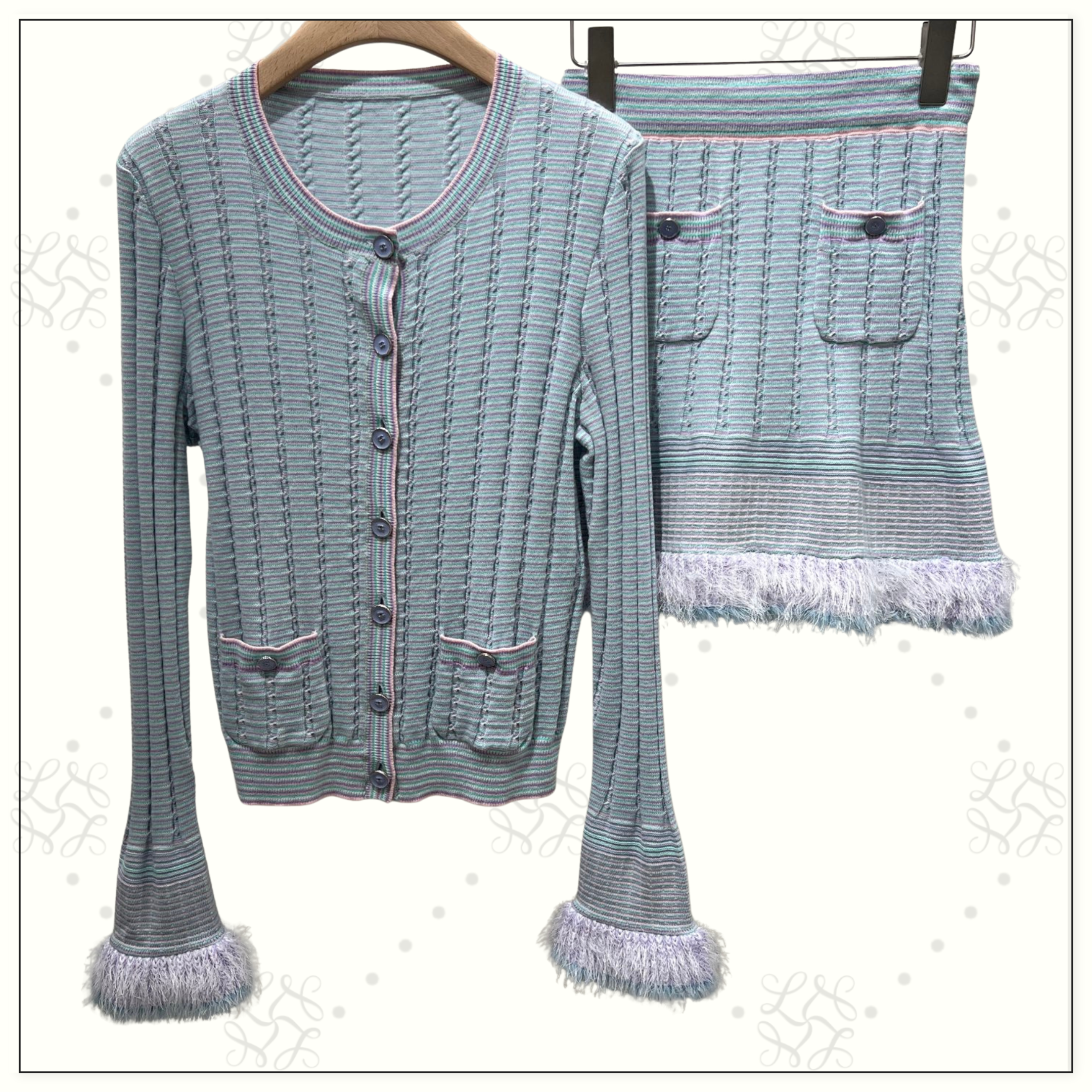 CASHMERE & COTTON FEATHER CARDIGAN & MINI SKIRT