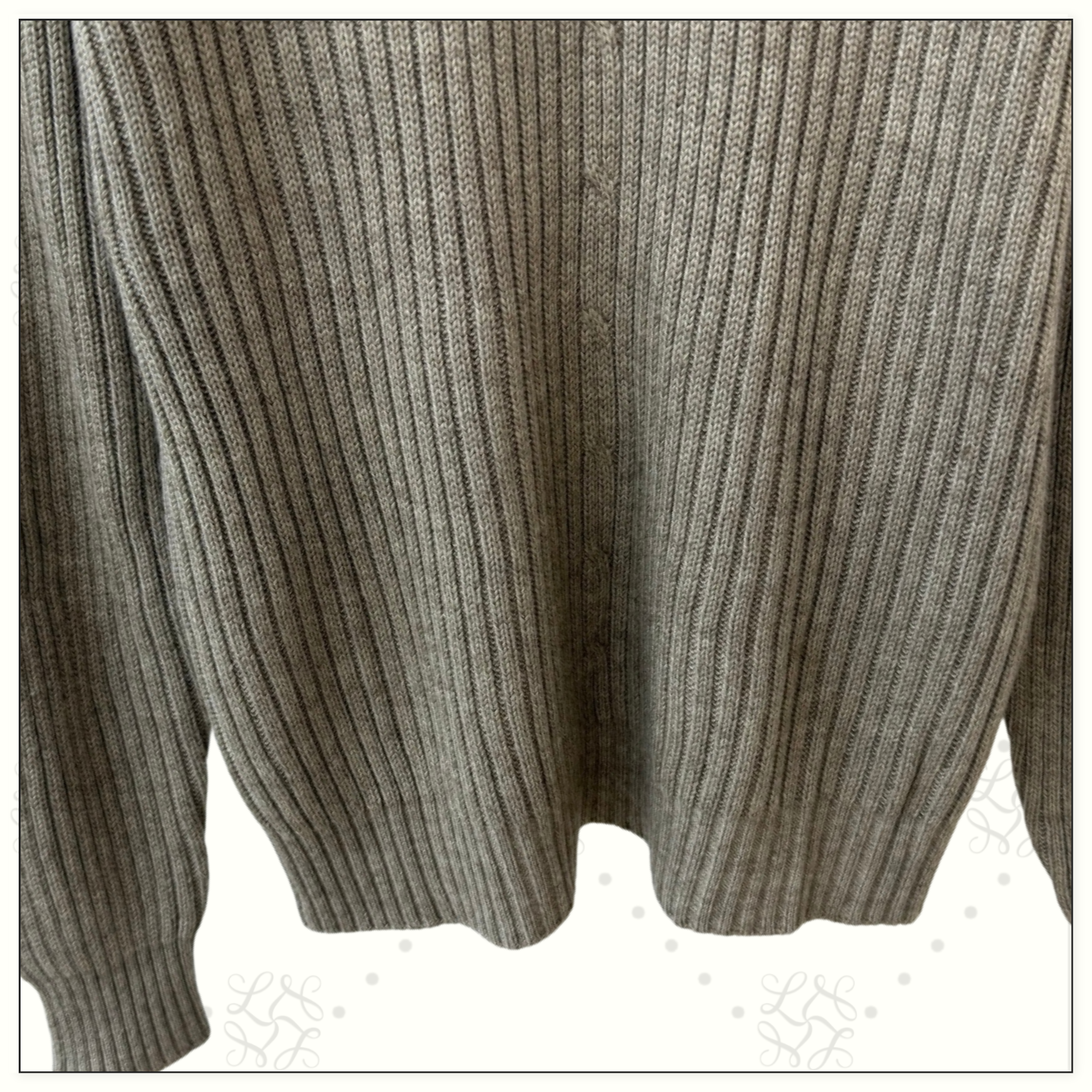 CASHMERE CREWNECK SWEATER