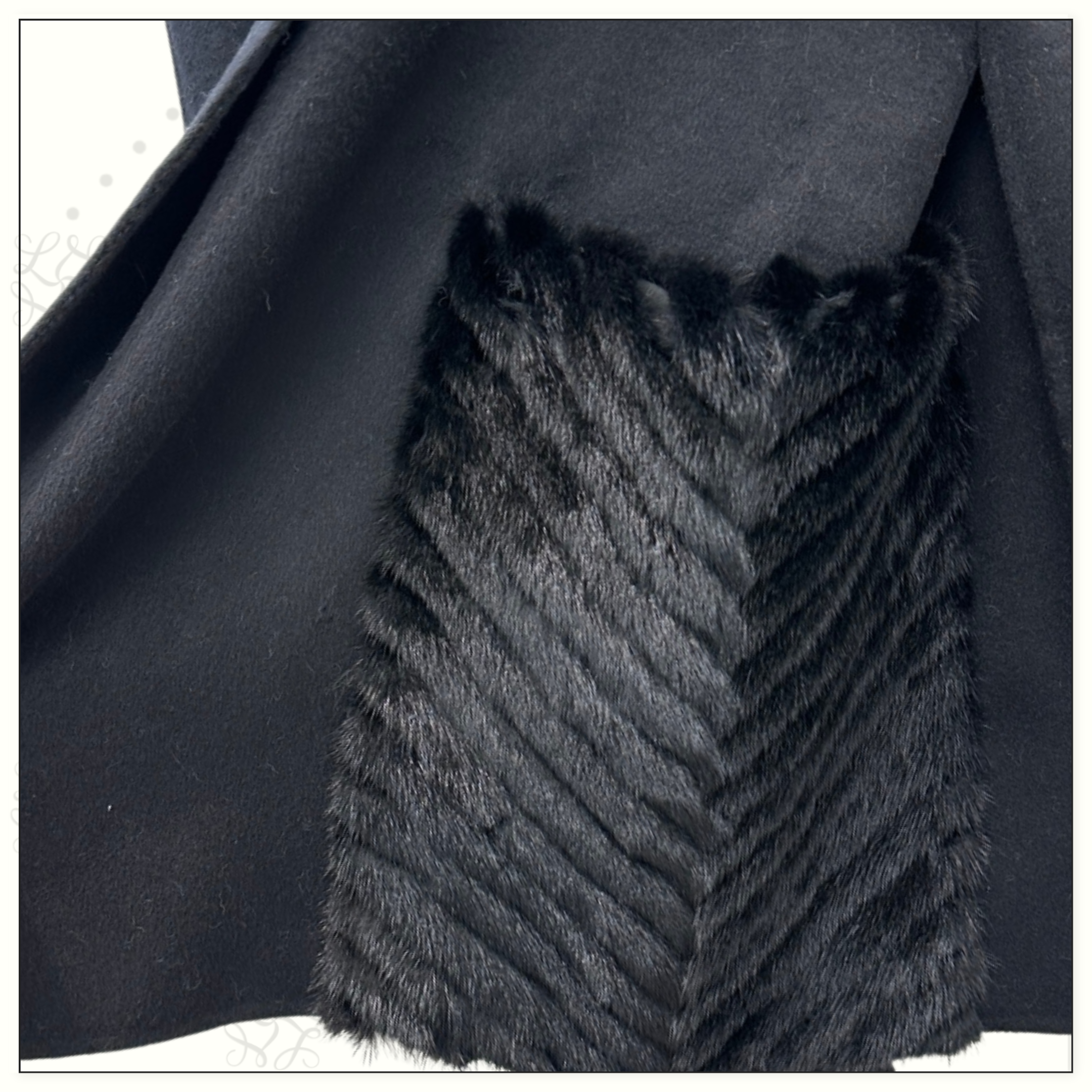 WOOL WRAP COAT WITH FUR POCKETS