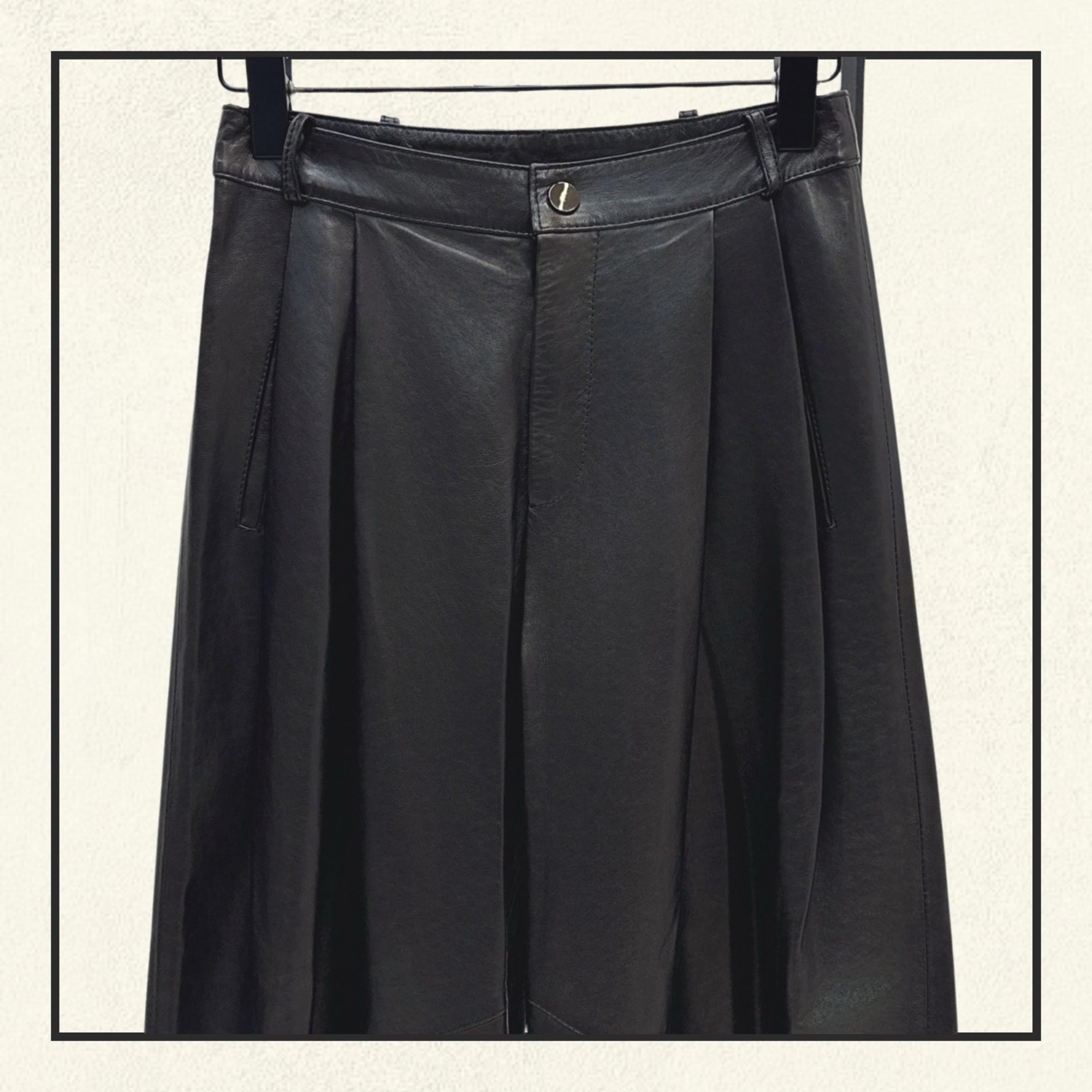 PLEATED BARREL LEG LAMBSKIN TROUSERS