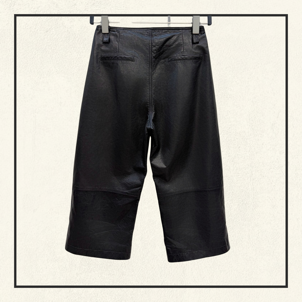 LAMBSKIN WIDE LEG SHORT