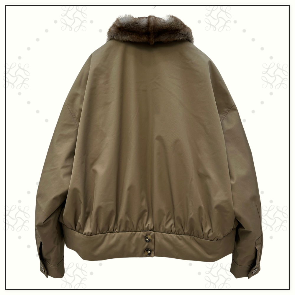 DOWN JACKET WITH FUR COLLAR