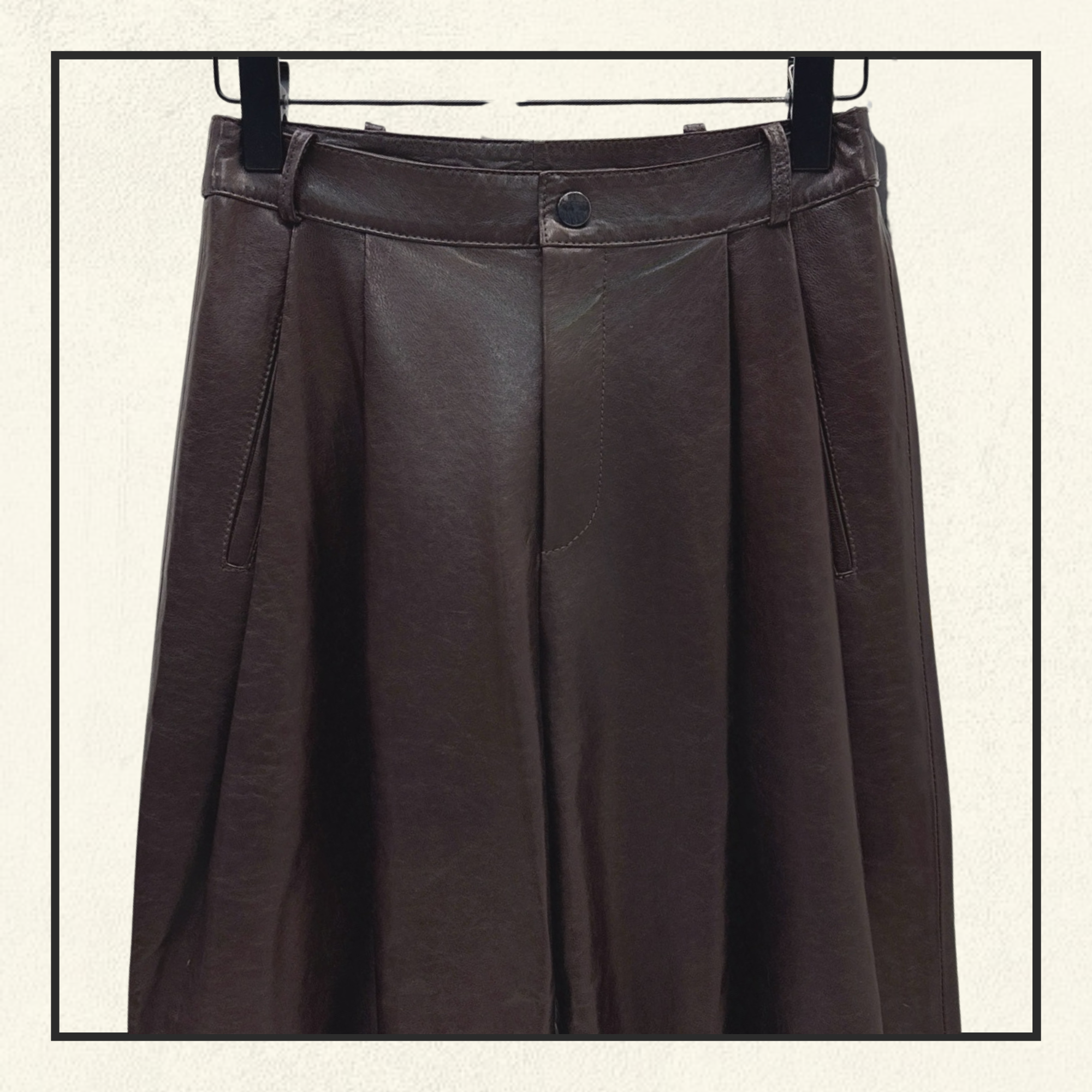 PLEATED BARREL LEG LAMBSKIN TROUSERS
