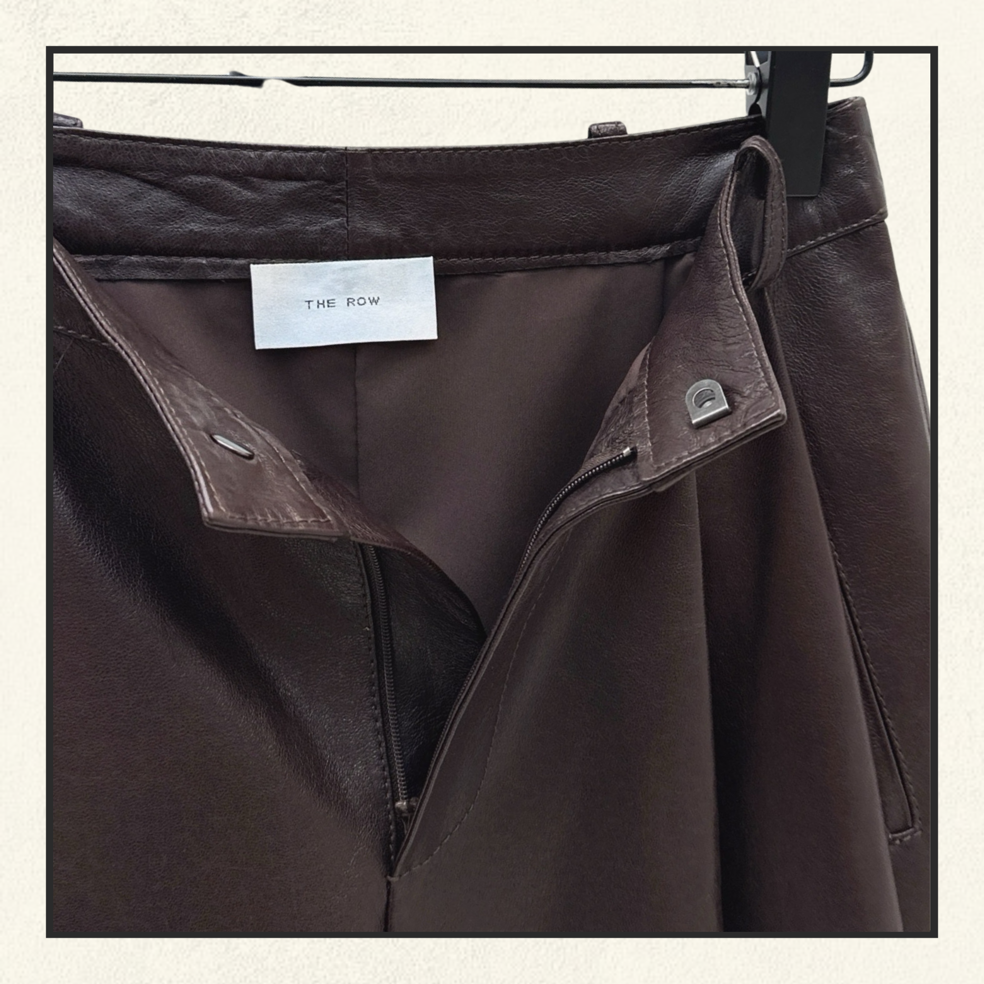 PLEATED BARREL LEG LAMBSKIN TROUSERS
