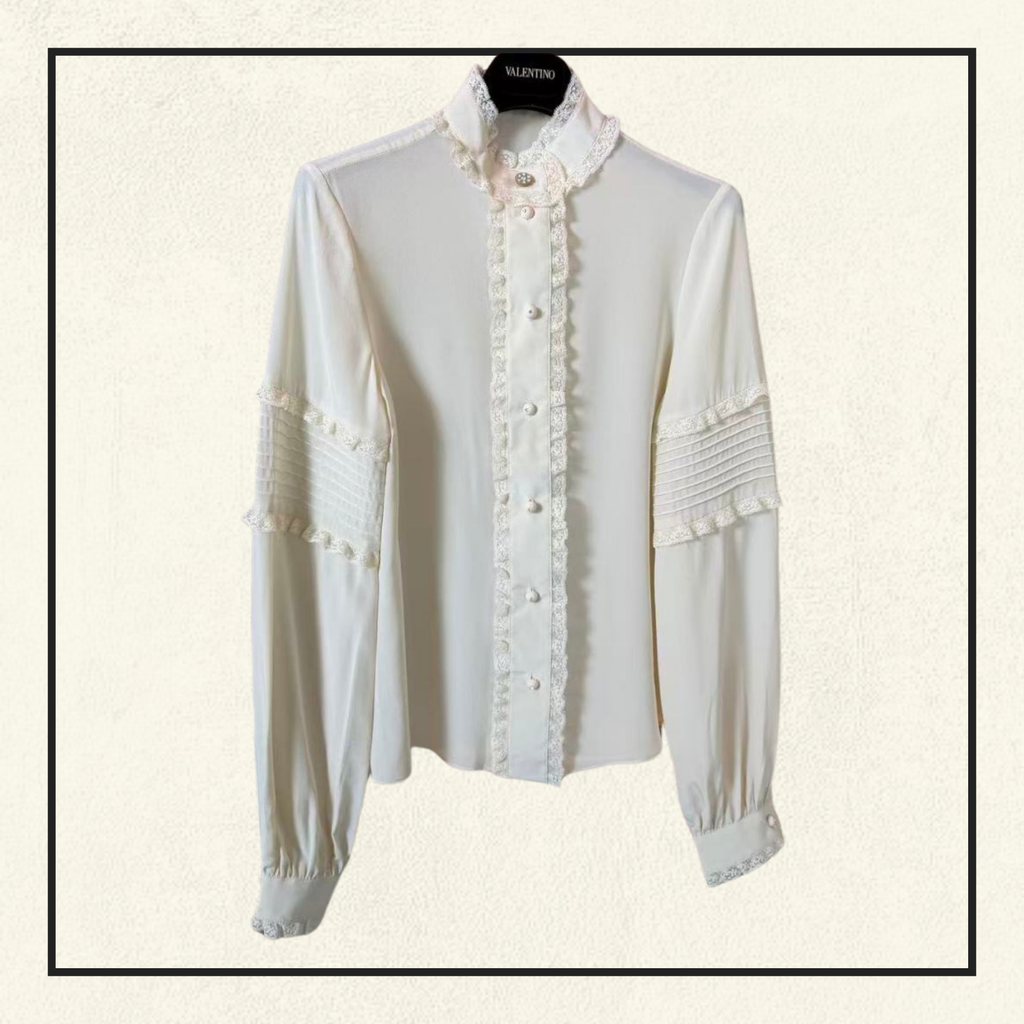 LACE TRIMMED SILK CREPE BLOUSE