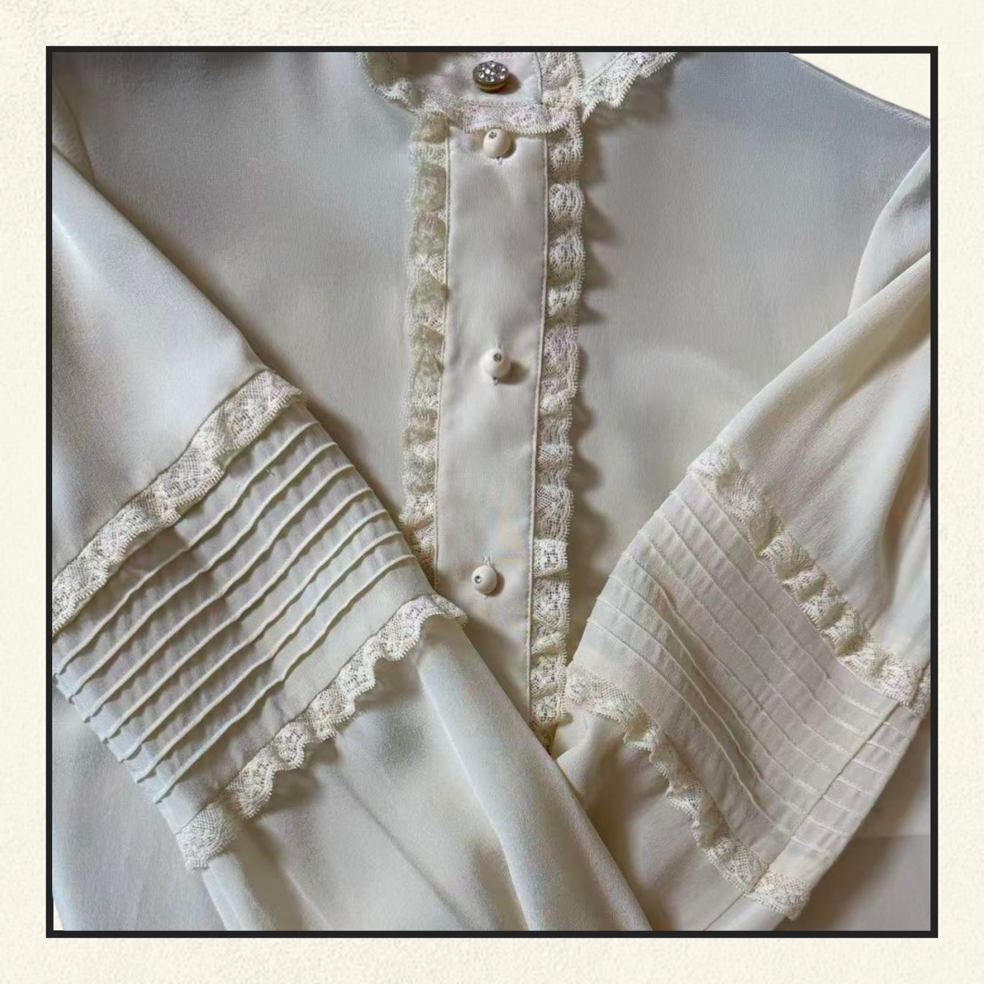 LACE TRIMMED SILK CREPE BLOUSE