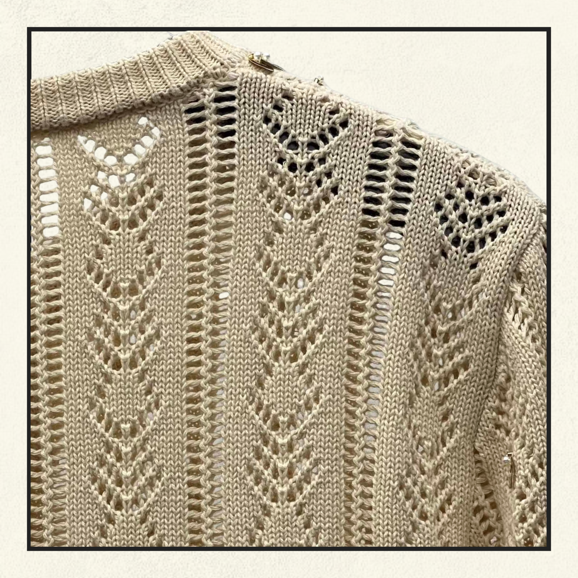 EMBROIDERED FEATHER CUFF CARDIGAN