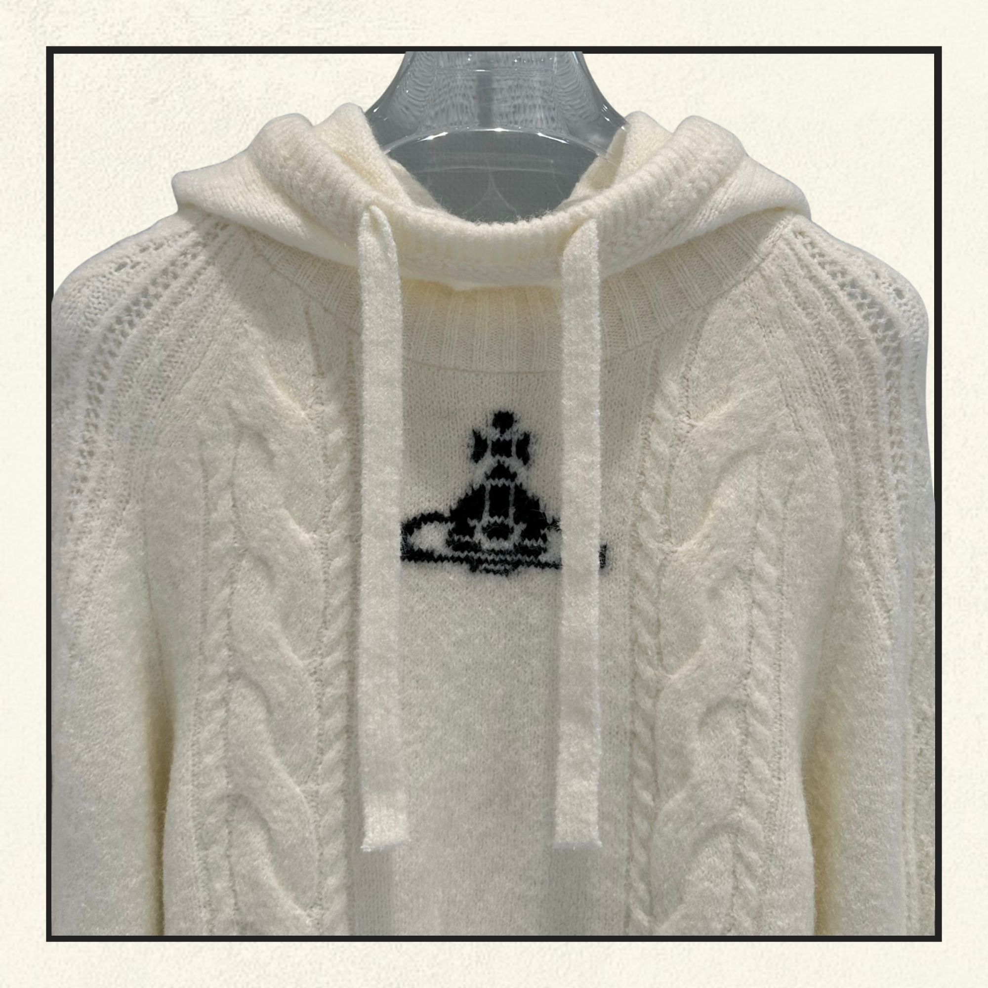 WOOL KNIT HOODIE