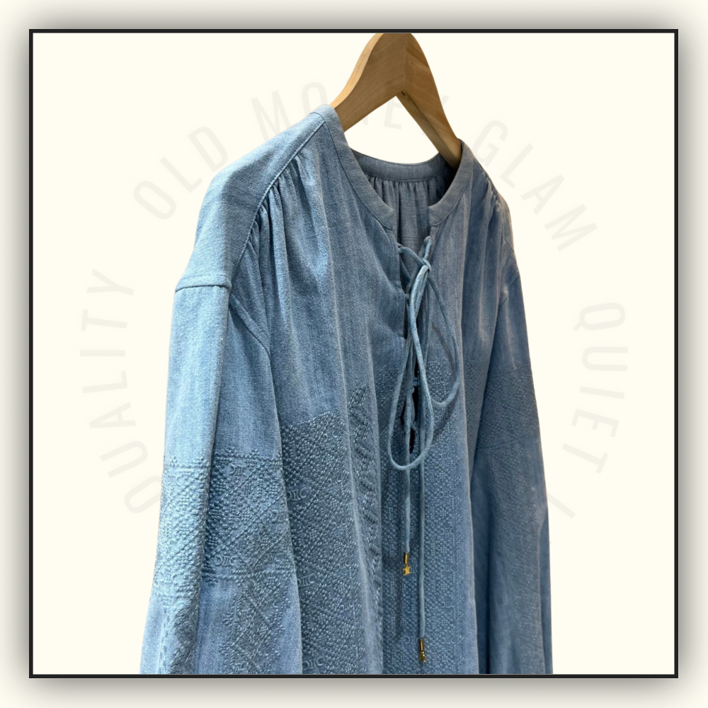 EMBROIDERED ROMY BLOUSE IN CHAMBRAY COTTON