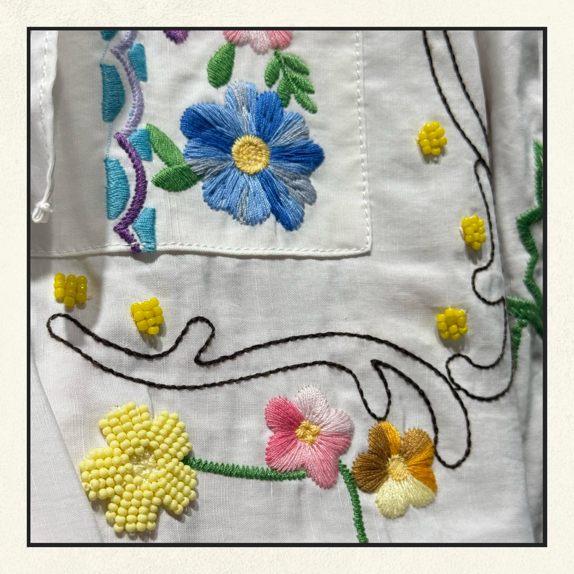 RUFFLED EMBROIDERED DRESS