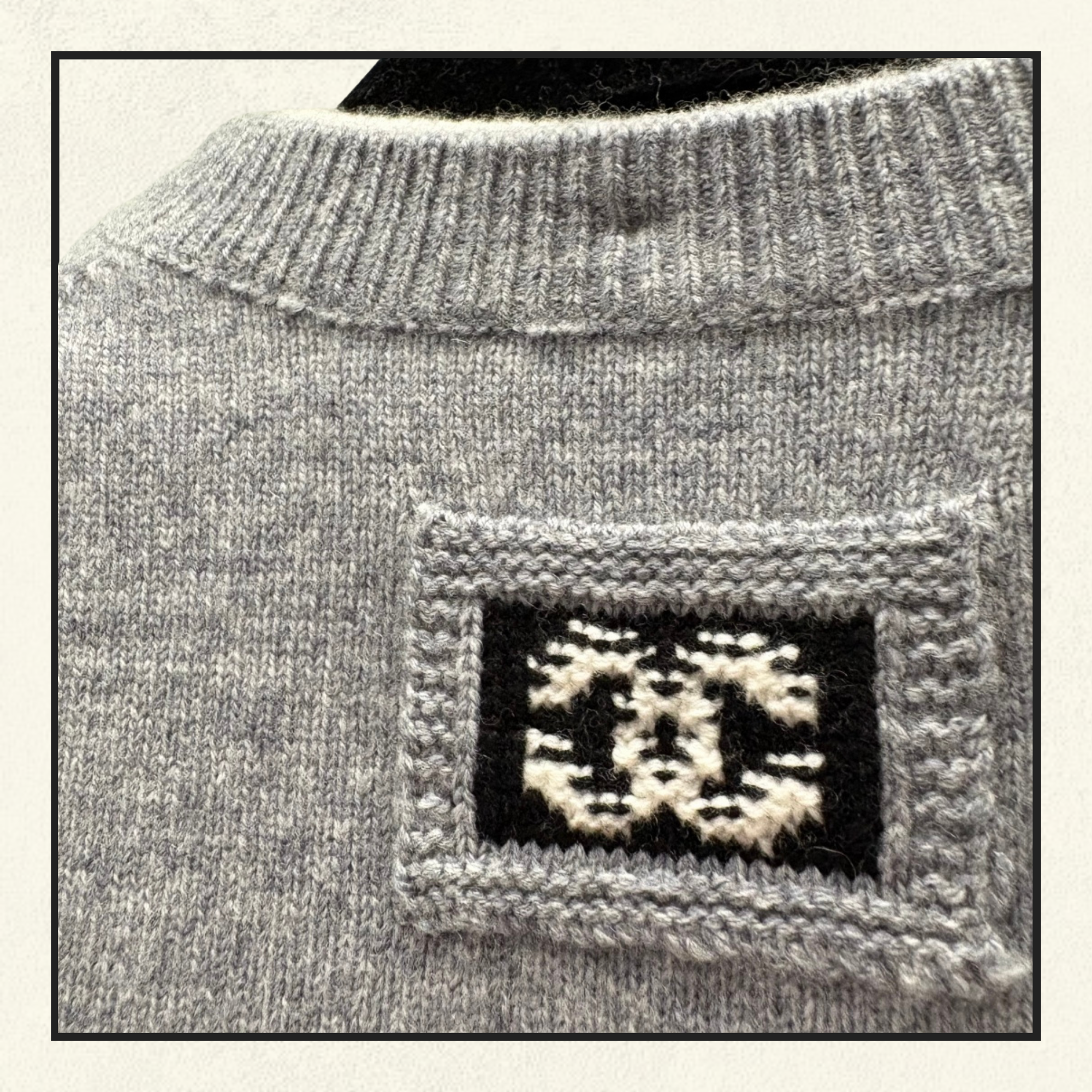 CASHMERE SWEATER