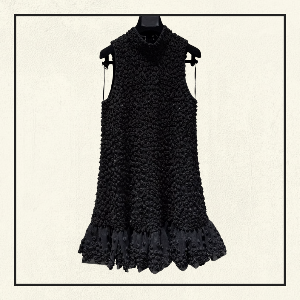 FLORAL APPLIQUÉ MINI DRESS