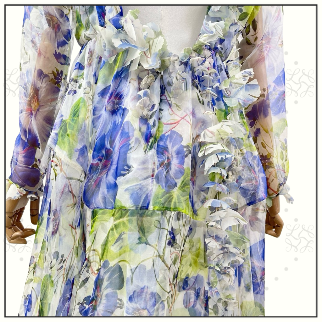 NATURA V NECK SILK GOWN