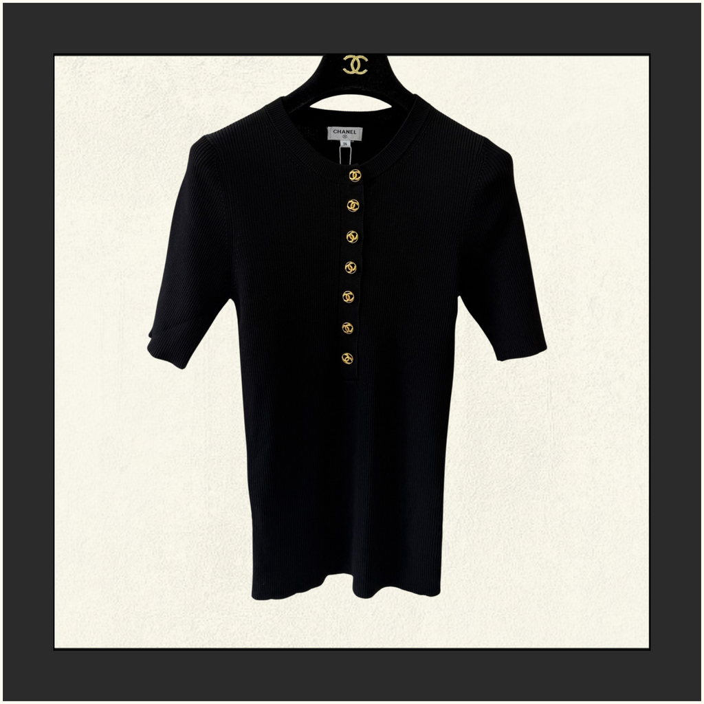 BLACK TOP WITH GOLD TONE BUTTONS