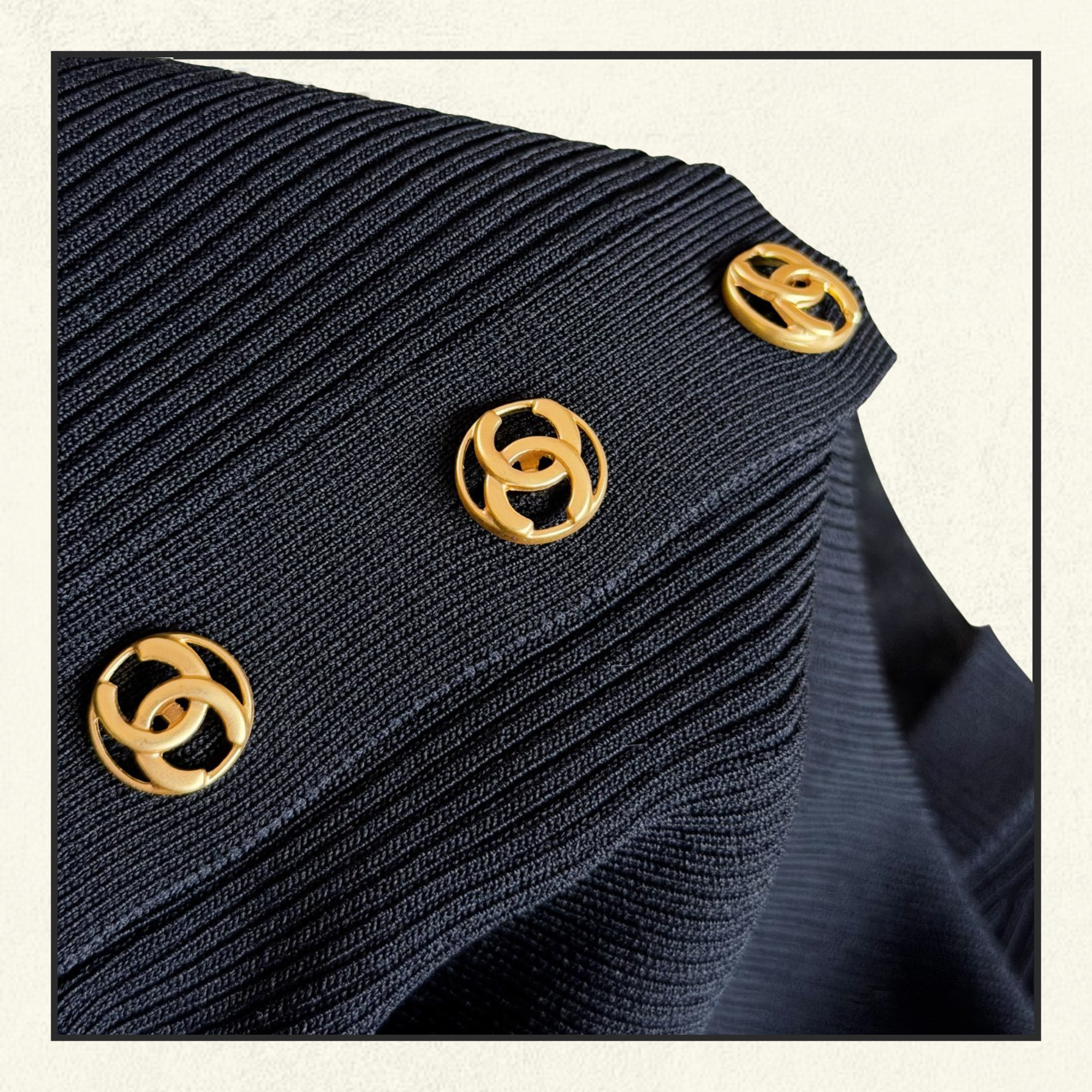 BLACK TOP WITH GOLD TONE BUTTONS