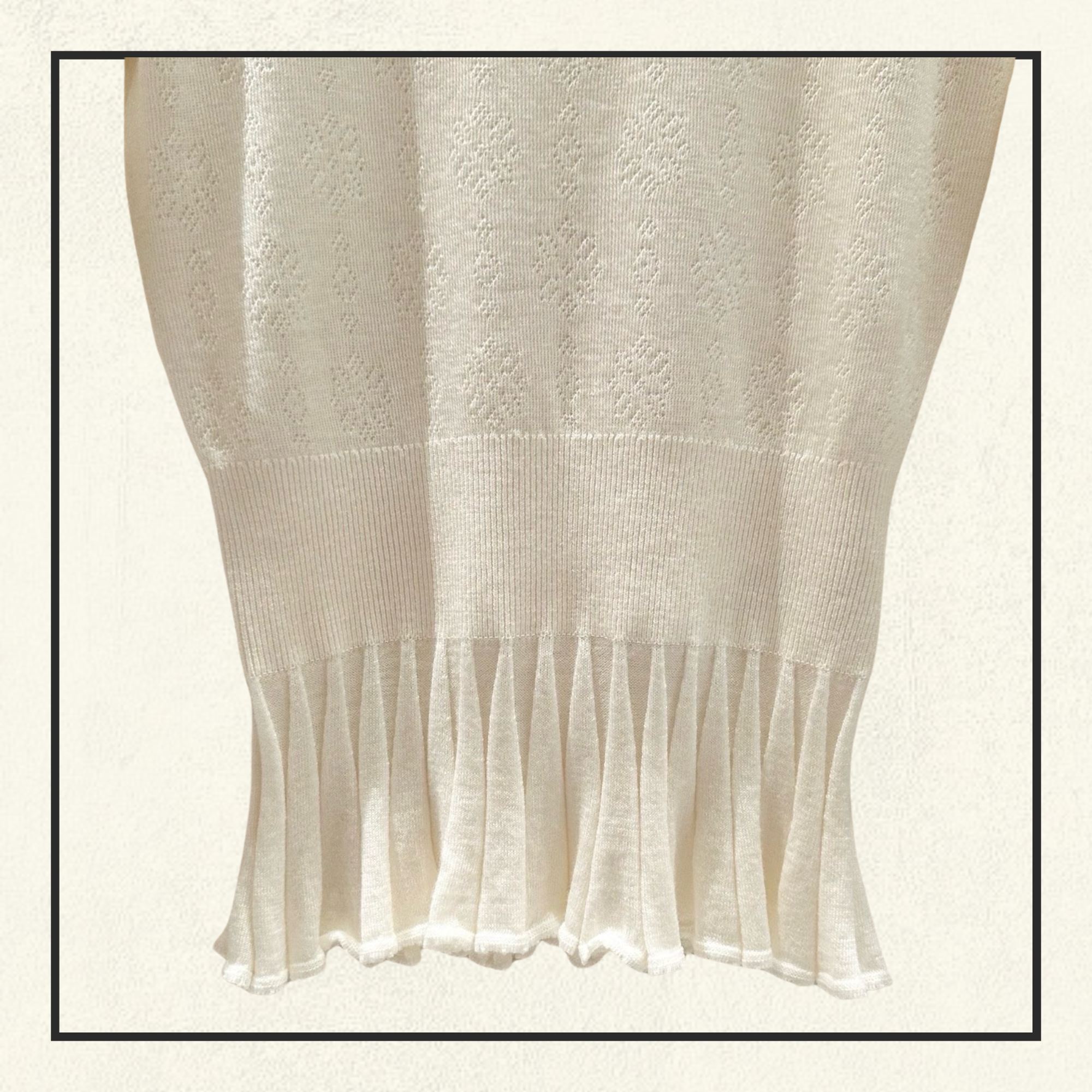 RUFFLED T-SHIRT